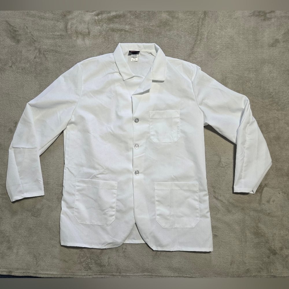 White Button-Up Lab Coat / Butcher Coat/ Nurses Coat 3 Button Sz. Large NWOT